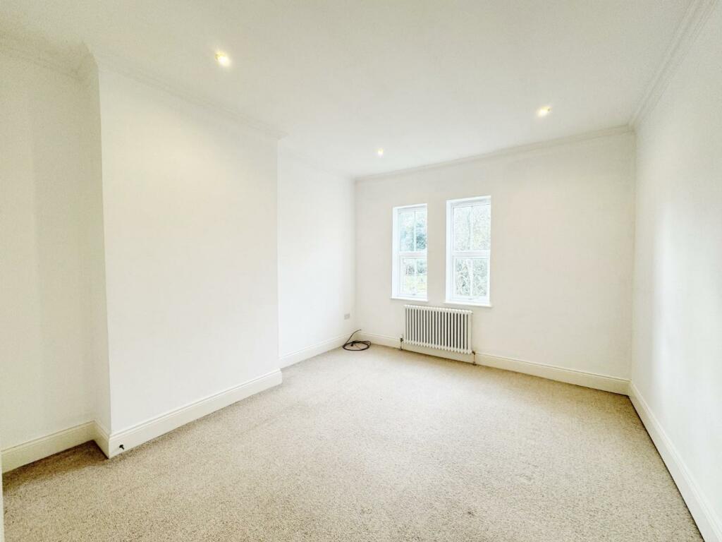 3 bed Terraced