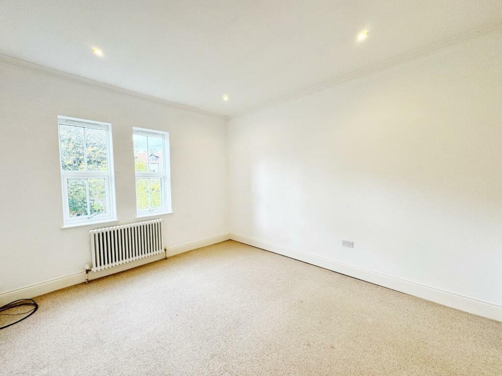 3 bed Terraced