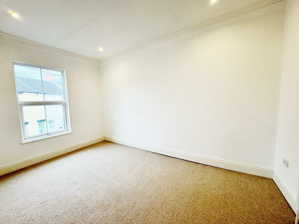 3 bed Terraced