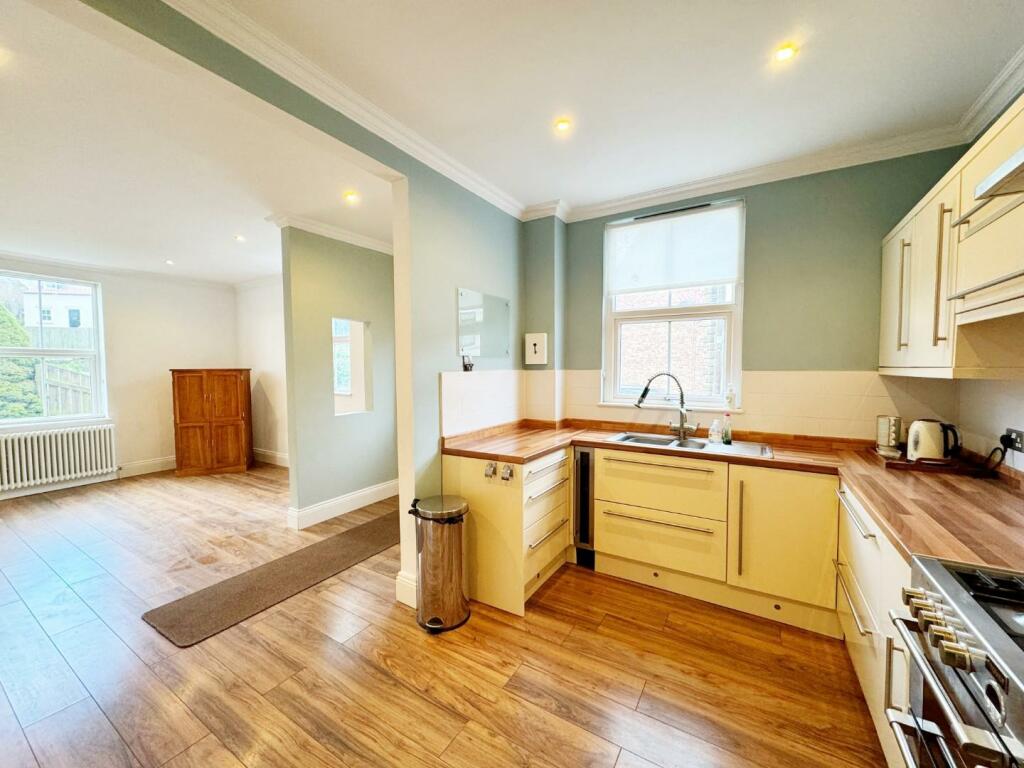 3 bed Terraced