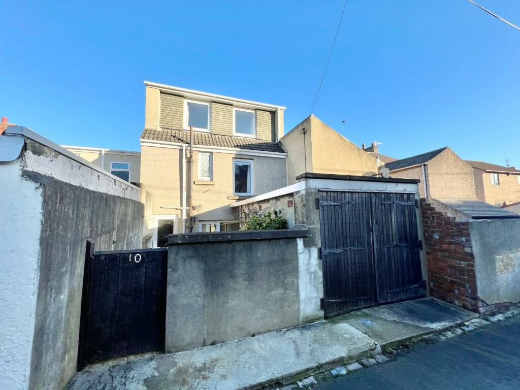 3 bed Terraced