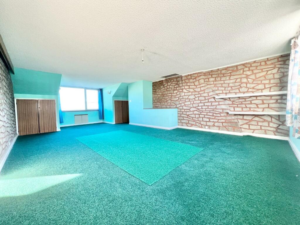 3 bed Terraced