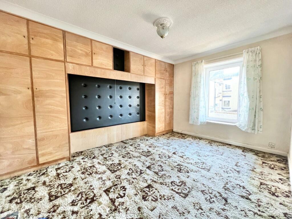 3 bed Terraced