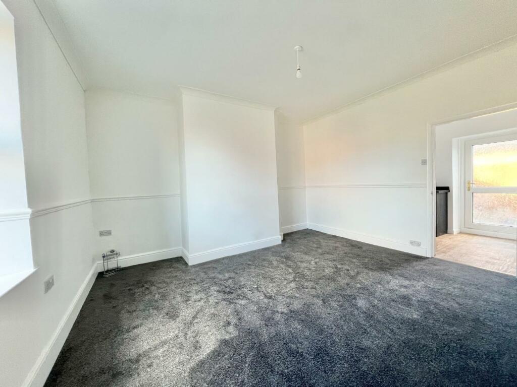 2 bed Terraced