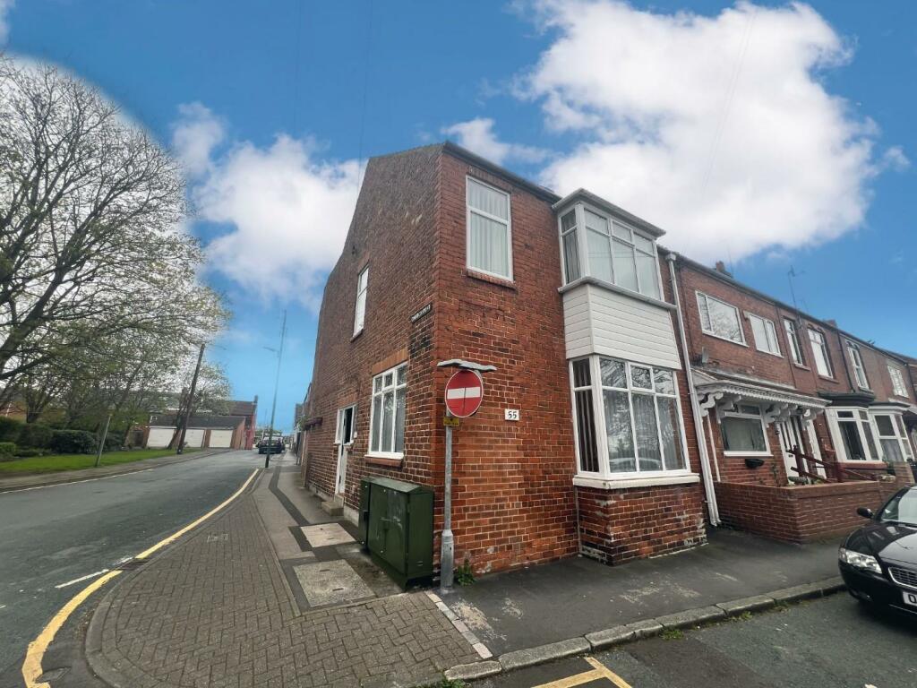 3 bed End of Terrace