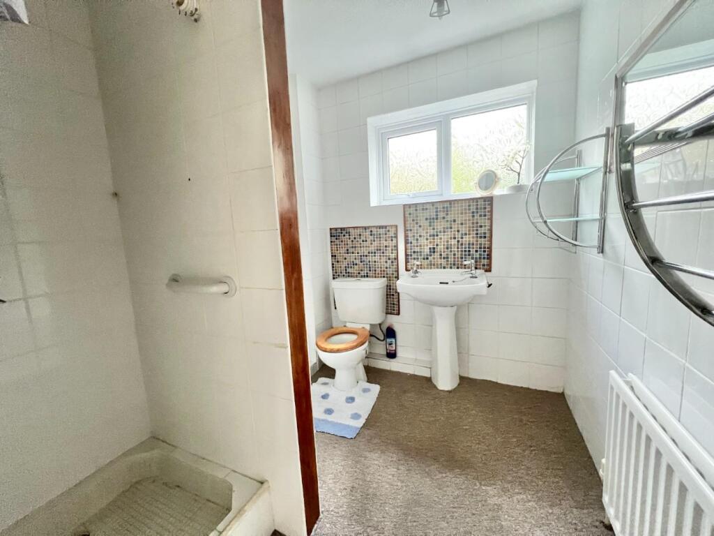 3 bed Detached Bungalow