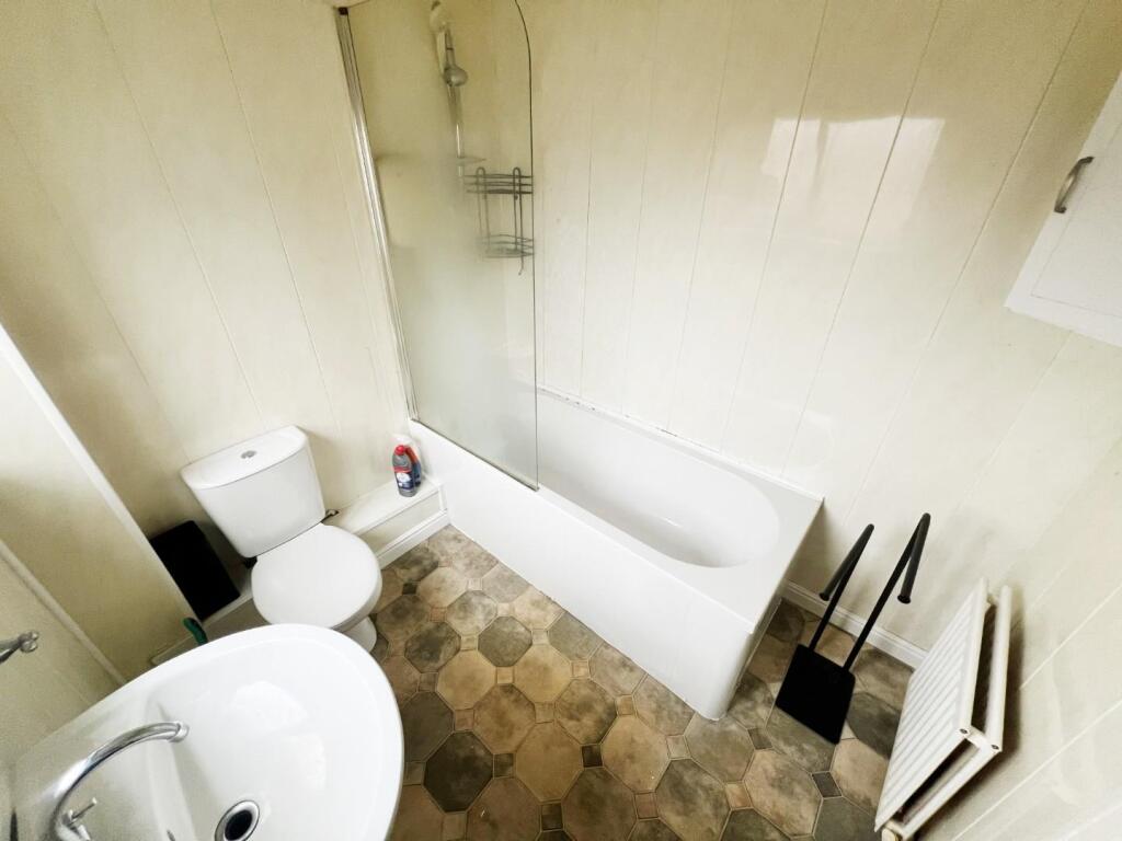 2 bed Terraced