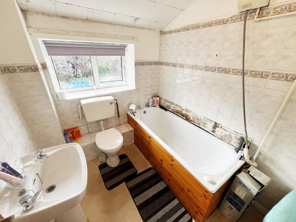 2 bed Terraced