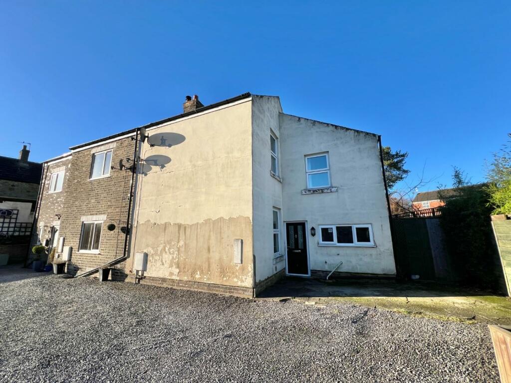 2 bed Semi-Detached