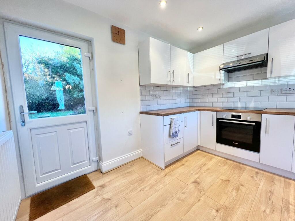 2 bed Semi-Detached