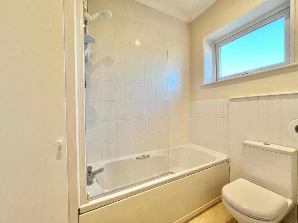 2 bed Semi-Detached