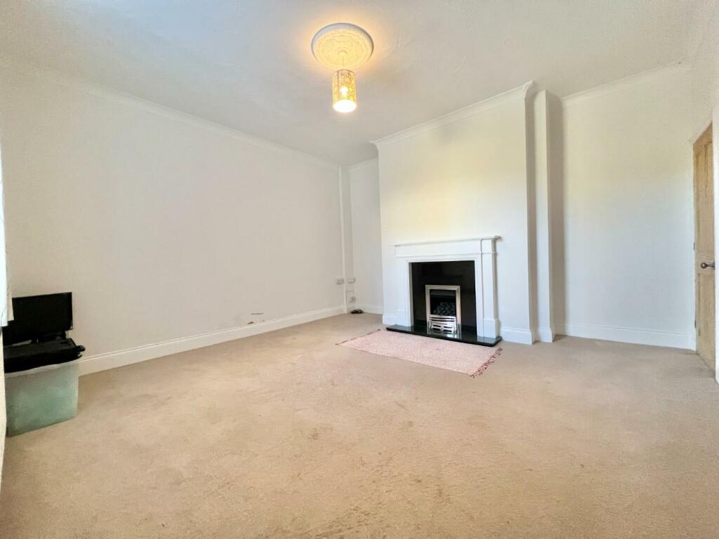 2 bed Semi-Detached