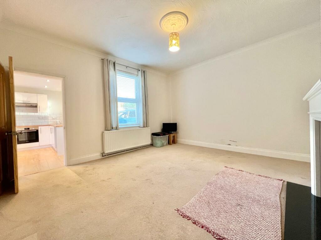 2 bed Semi-Detached