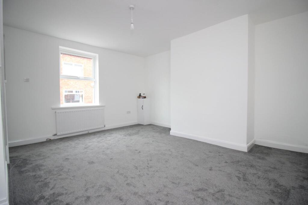 2 bed Terraced