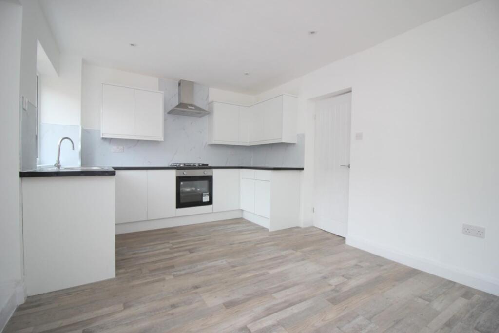 2 bed Terraced