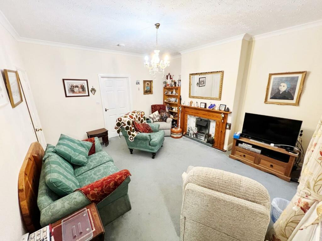 3 bed Terraced