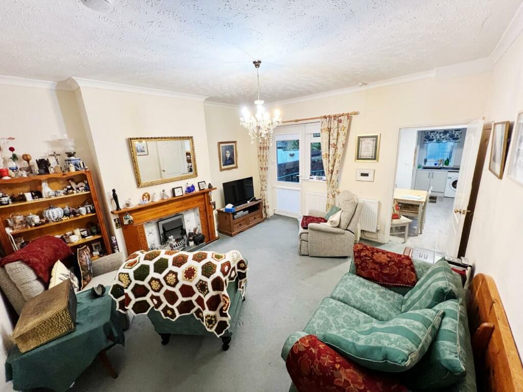 3 bed Terraced