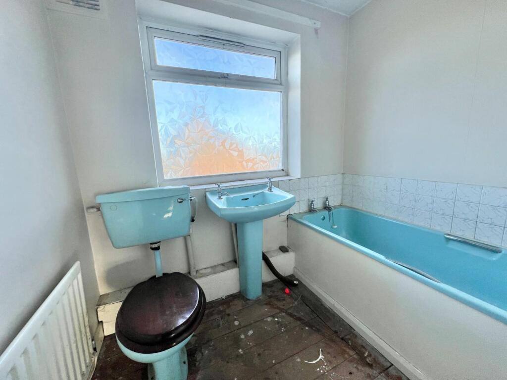 2 bed Terraced