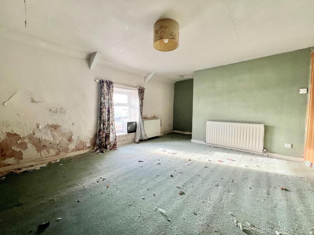 2 bed Terraced