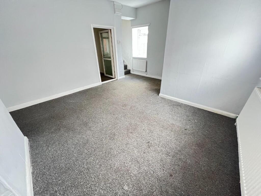 3 bed Terraced