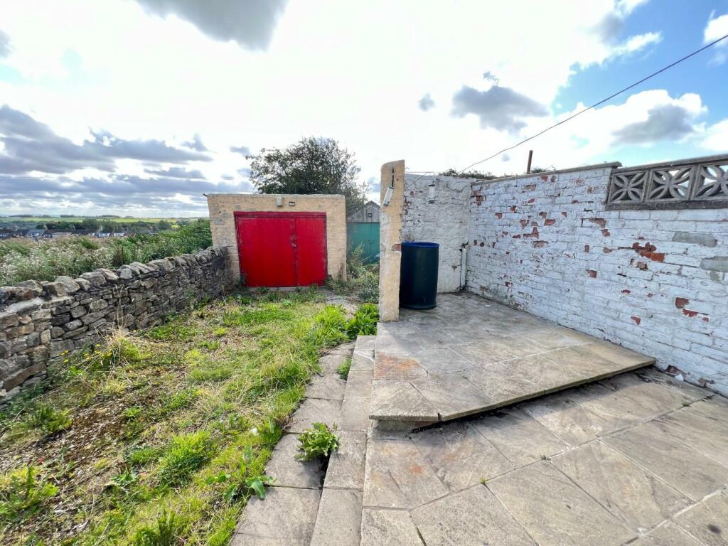 2 bed End of Terrace