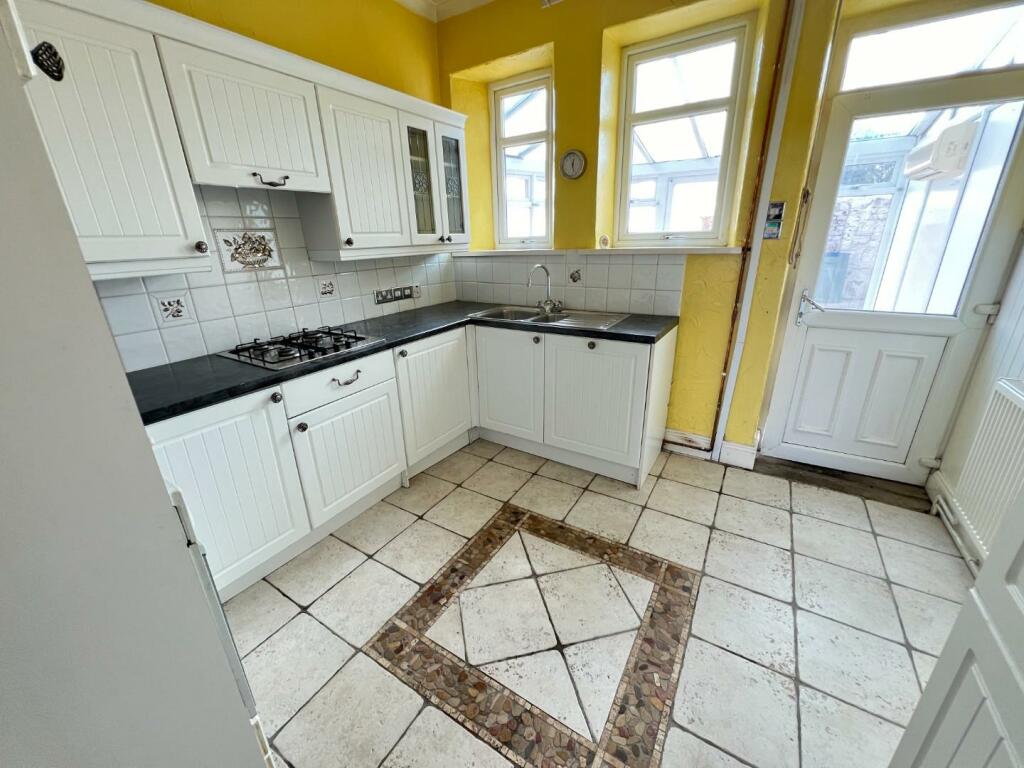 2 bed End of Terrace
