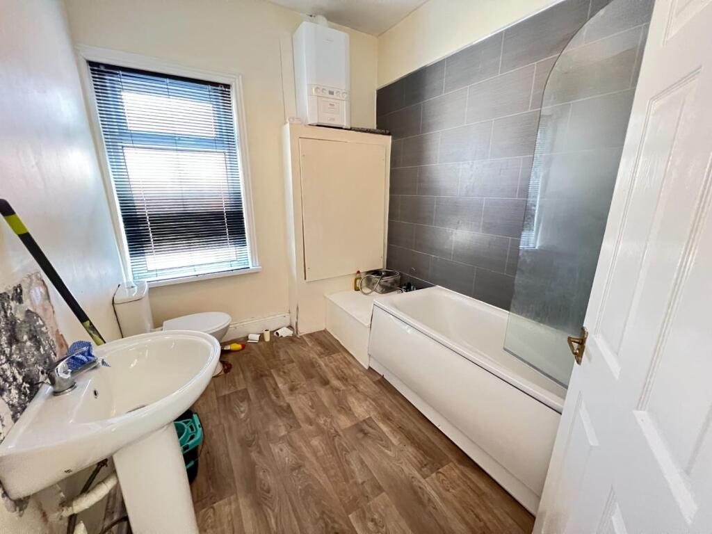 2 bed Terraced