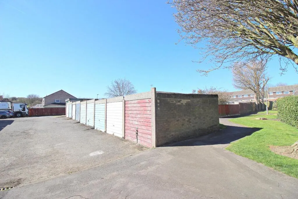 3 bed Semi-Detached