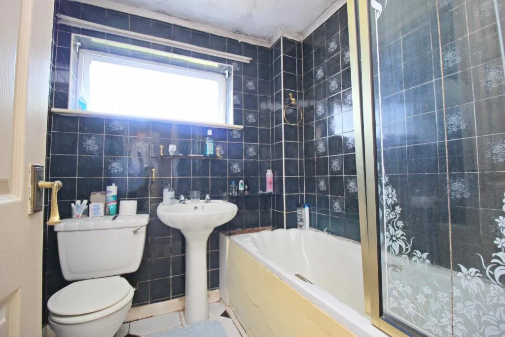 3 bed Semi-Detached