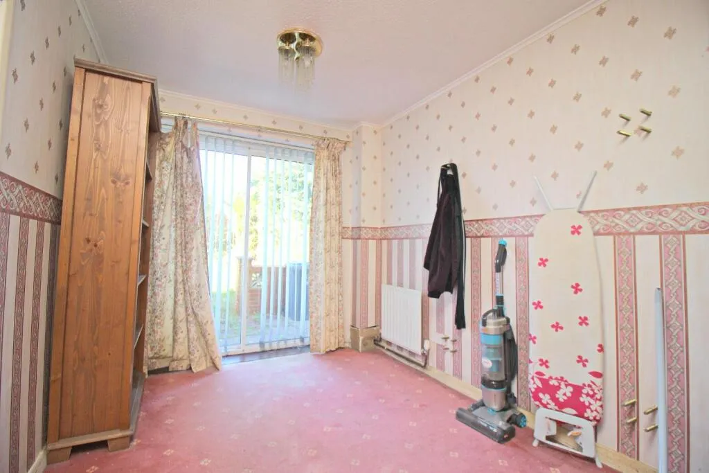 3 bed Semi-Detached