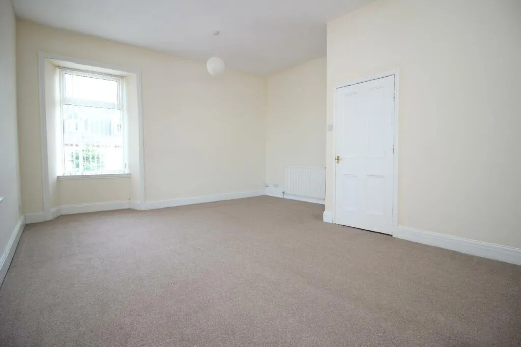 4 bed Apartment