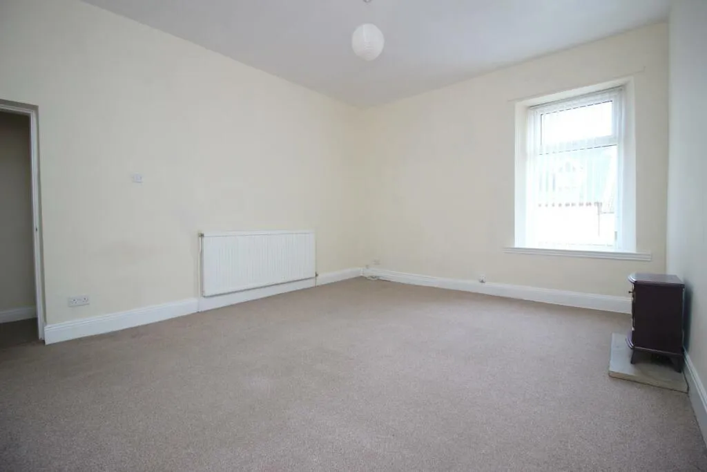 4 bed Apartment