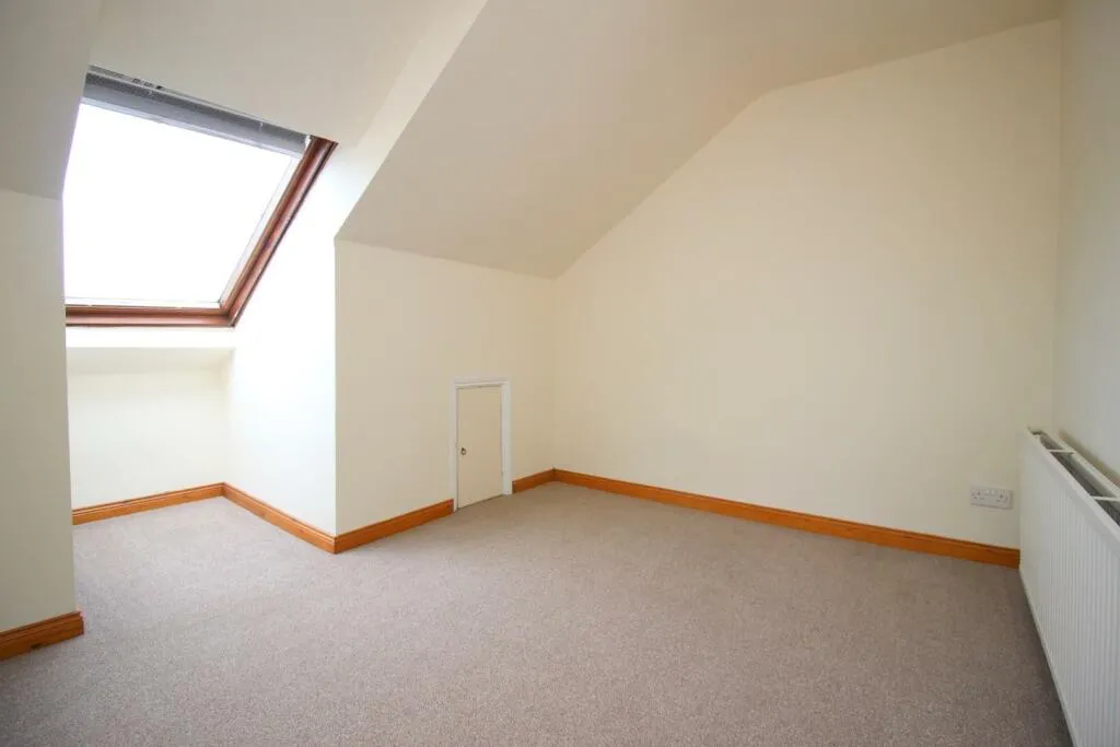4 bed Apartment