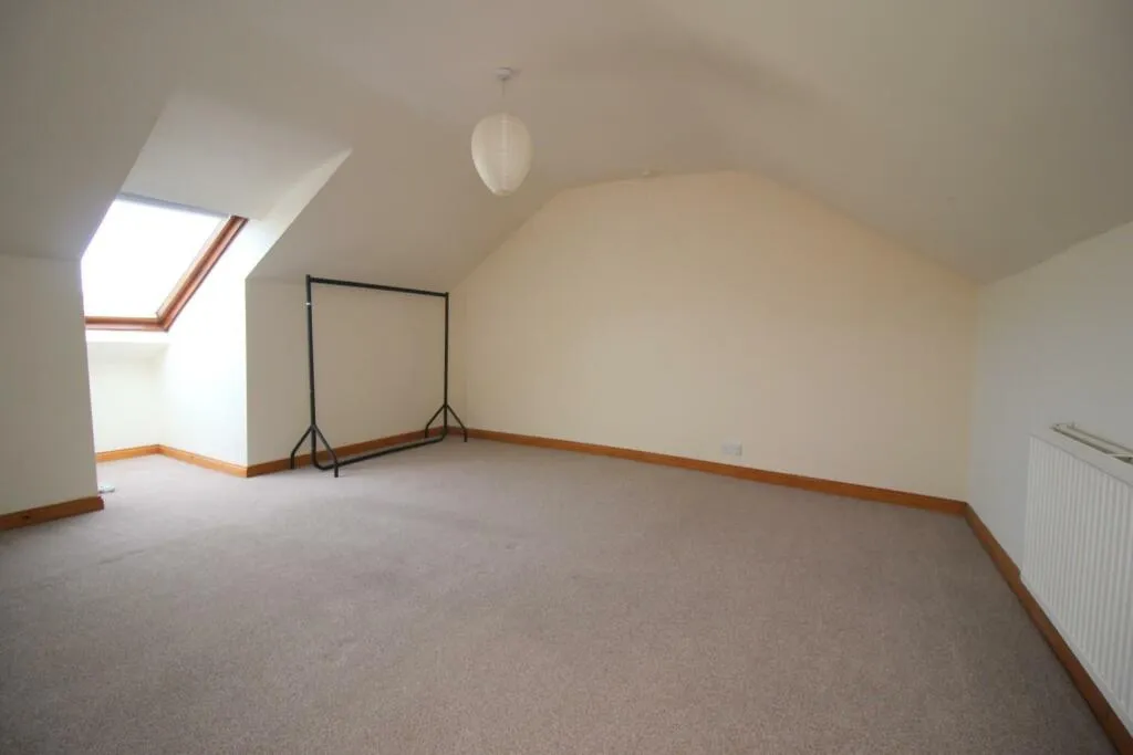 4 bed Apartment