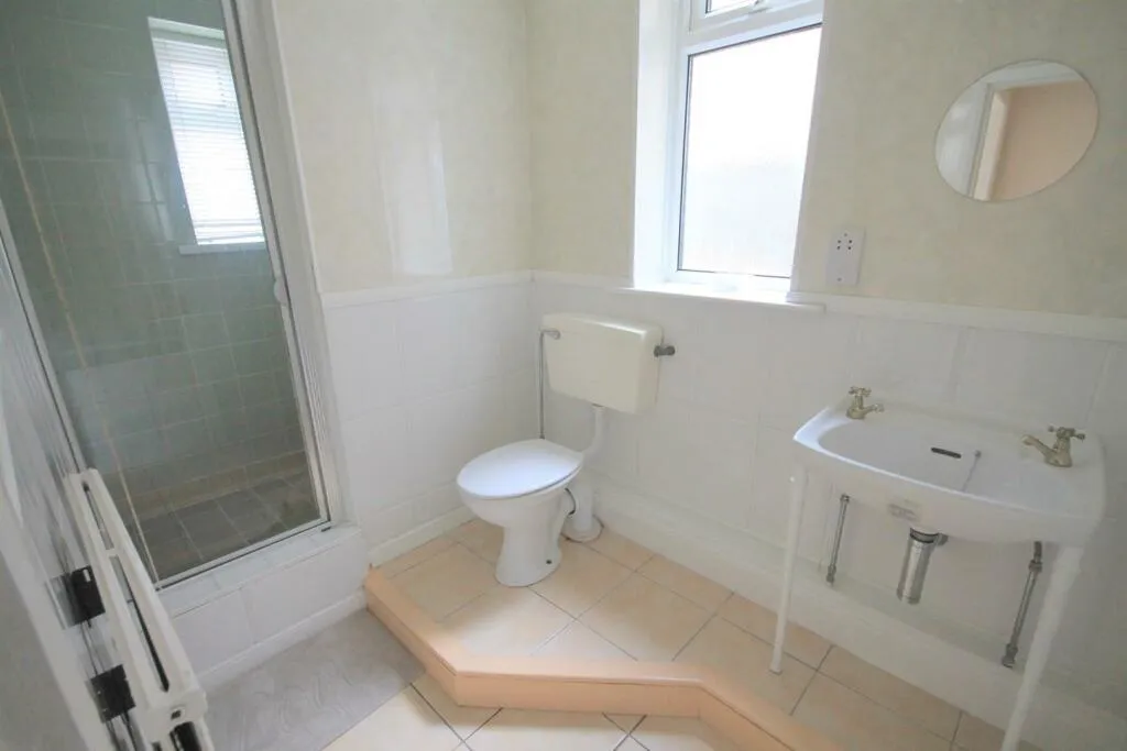 4 bed Apartment