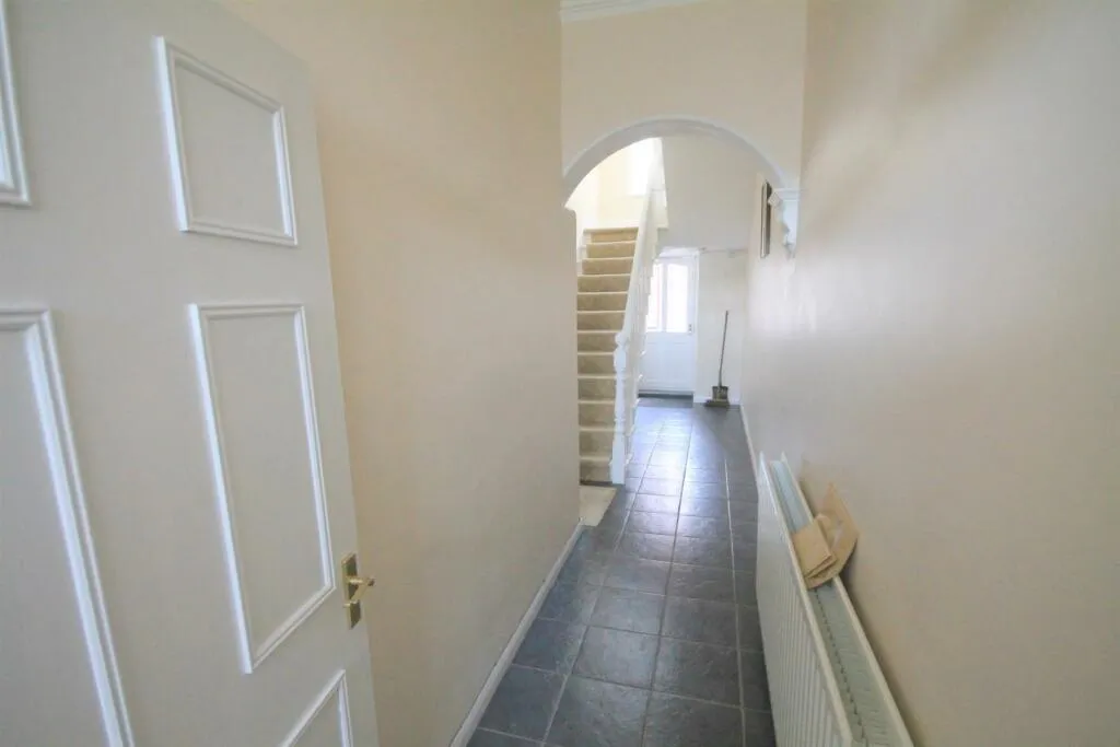 4 bed Apartment