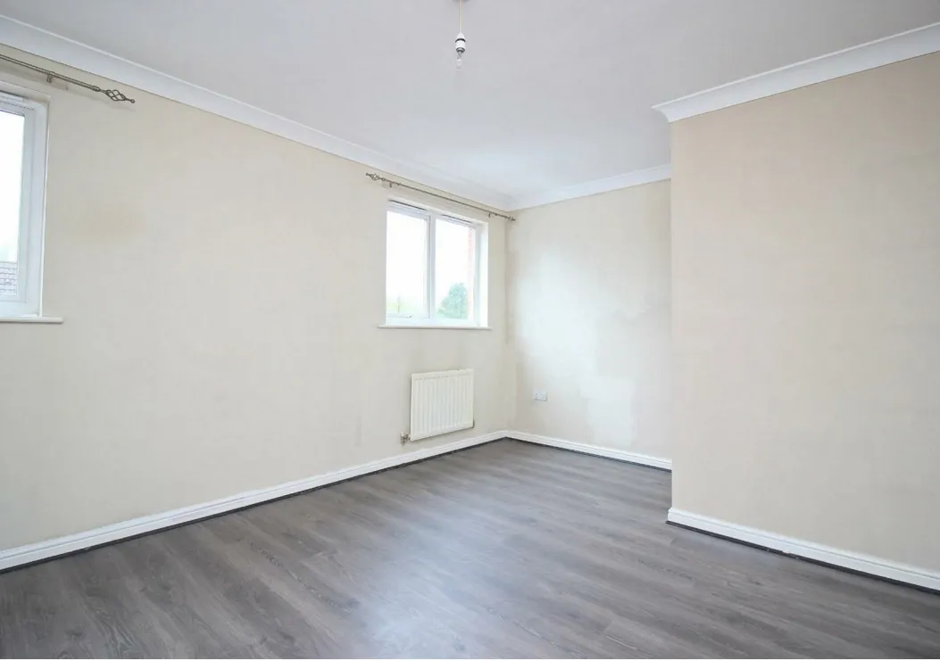 3 bed Town House