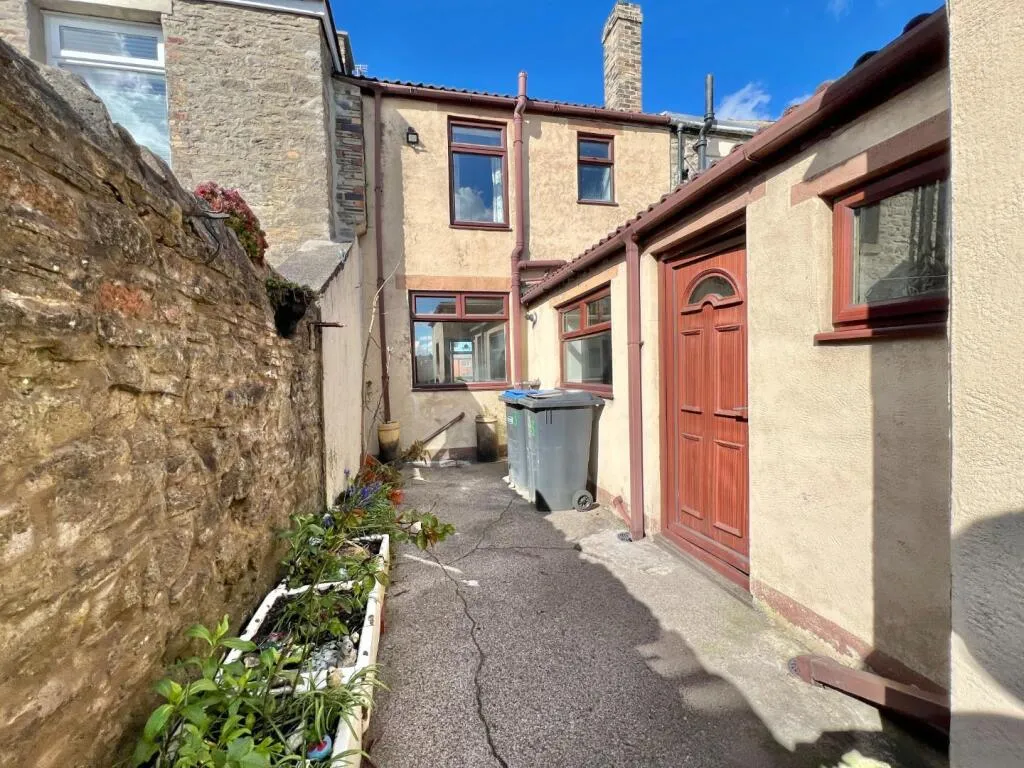 2 bed Terraced