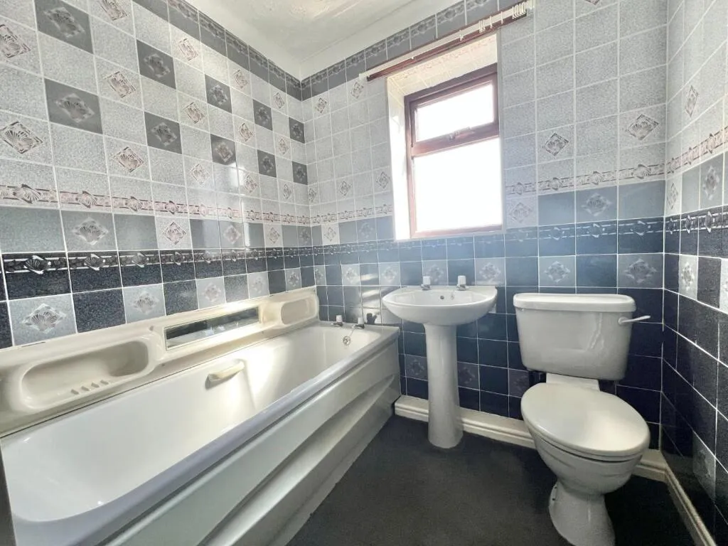 2 bed Terraced