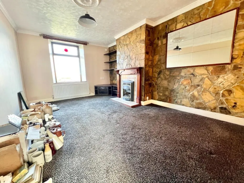 2 bed Terraced