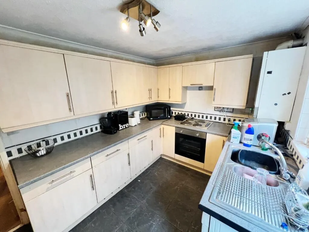 2 bed Terraced