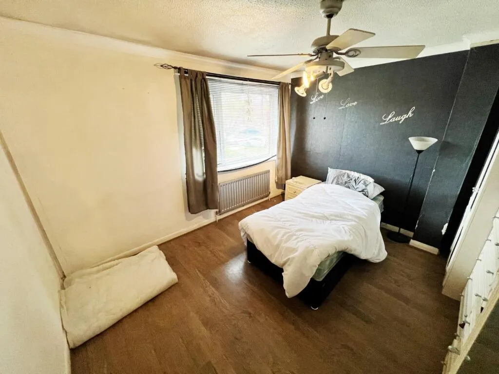2 bed Terraced