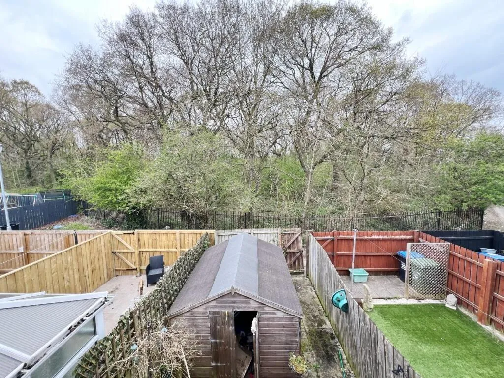 2 bed Terraced