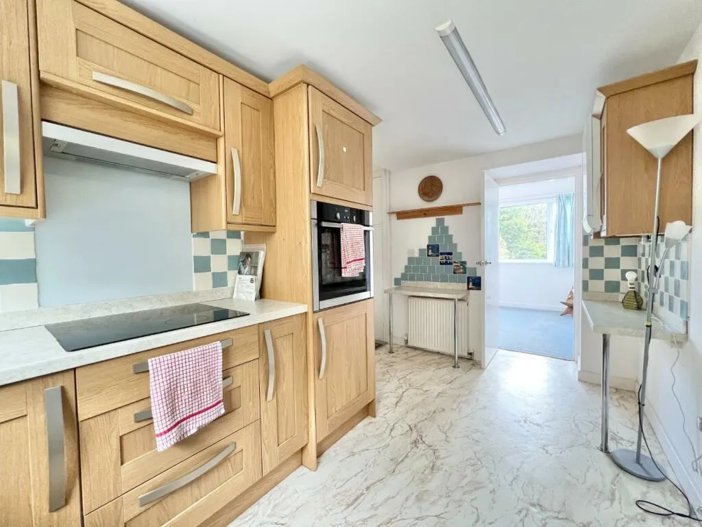 2 bed Detached Bungalow