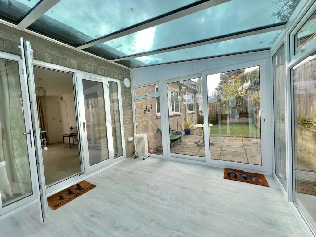 2 bed Detached Bungalow