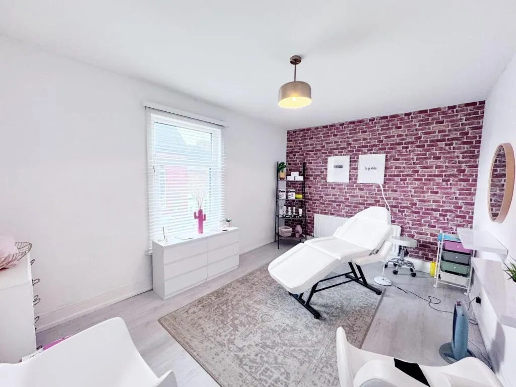 2 bed Terraced