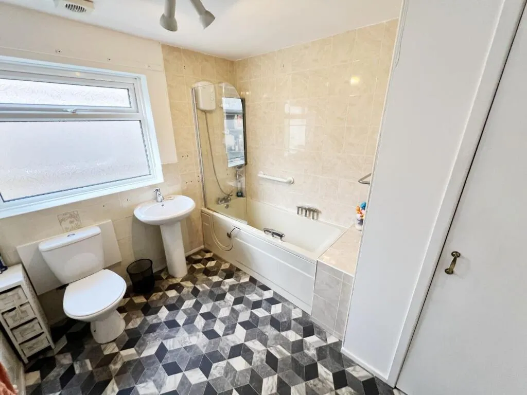 3 bed Bungalow