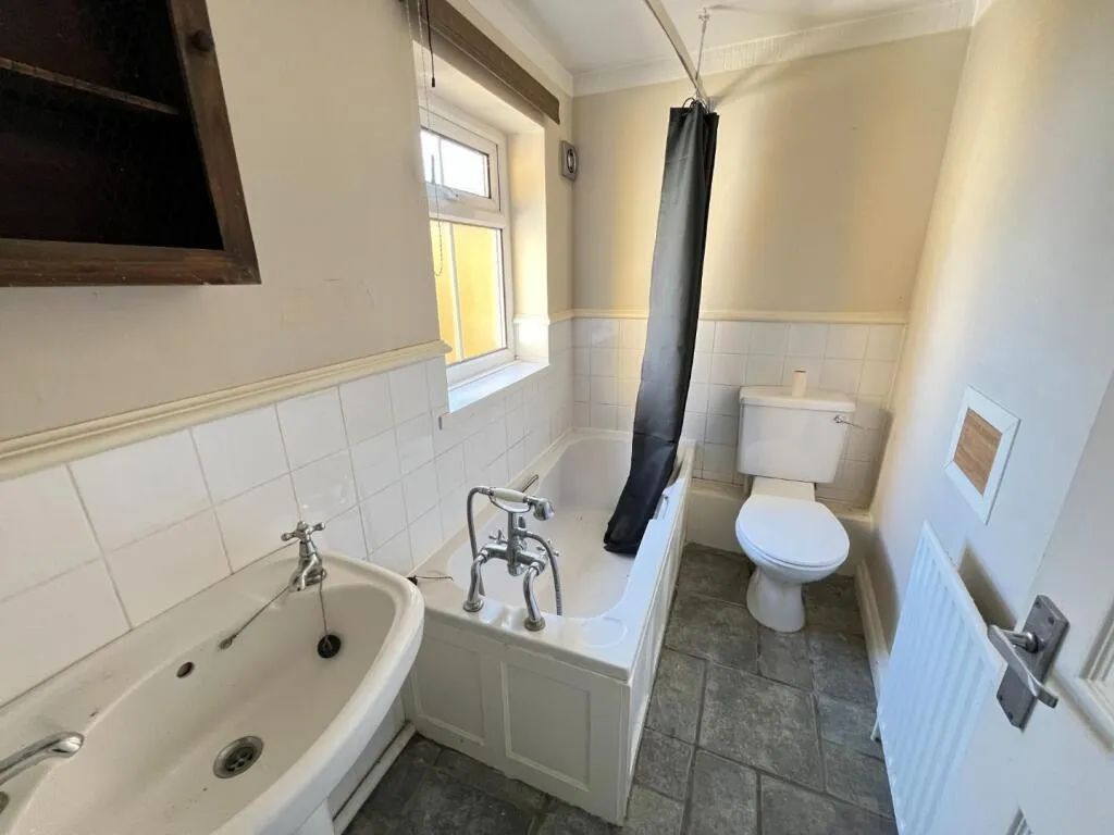 2 bed Terraced