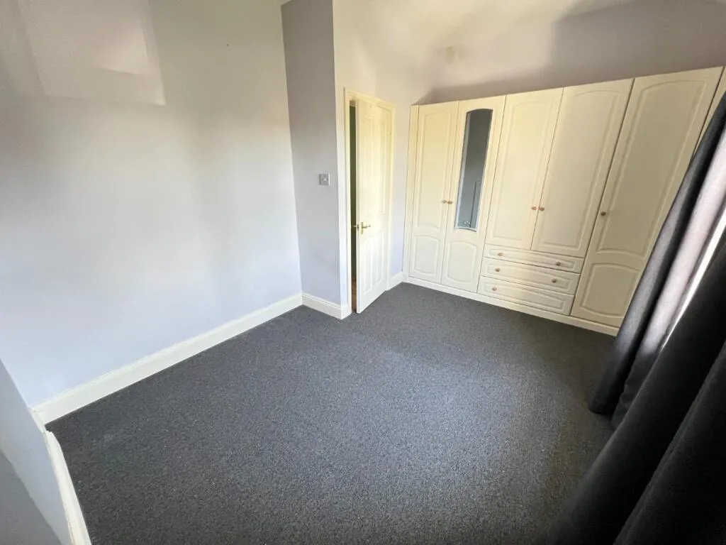2 bed Terraced