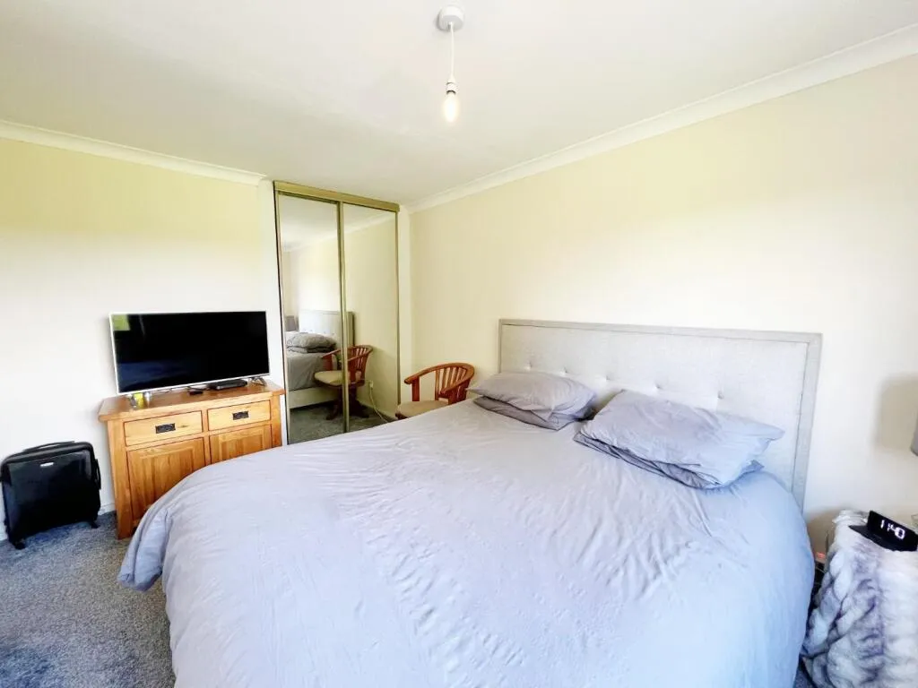 3 bed Terraced
